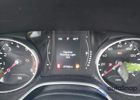 2019 Jeep Compass Altitude 4X4 from USA, damaged, VIN 3C4NJDBBXKT670590